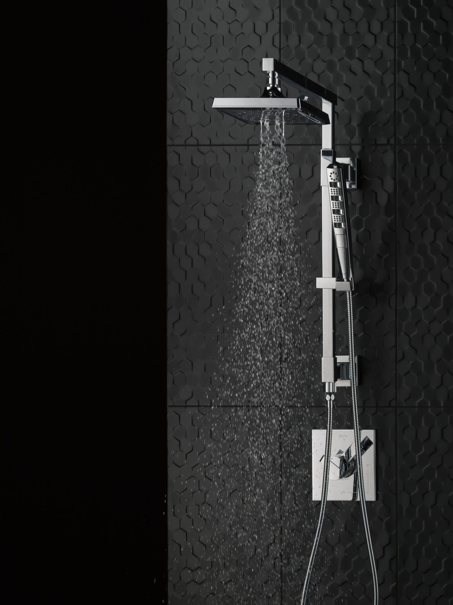 U495D-60-PK Шланг для ручного душа 60–80 дюймов Delta Faucet Universal Showering Хром  - Вид №1