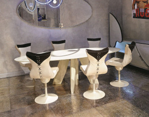 Стол  MANTELLASSI GUEPIERRE