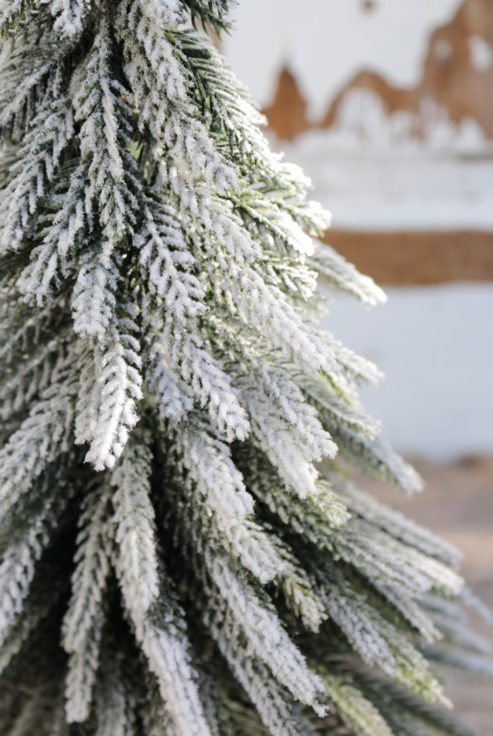 1047 807 a3 Искусственная елка со снегом, деревянная подставка, 34 см, зелено-белая H-andreas  - Вид №4