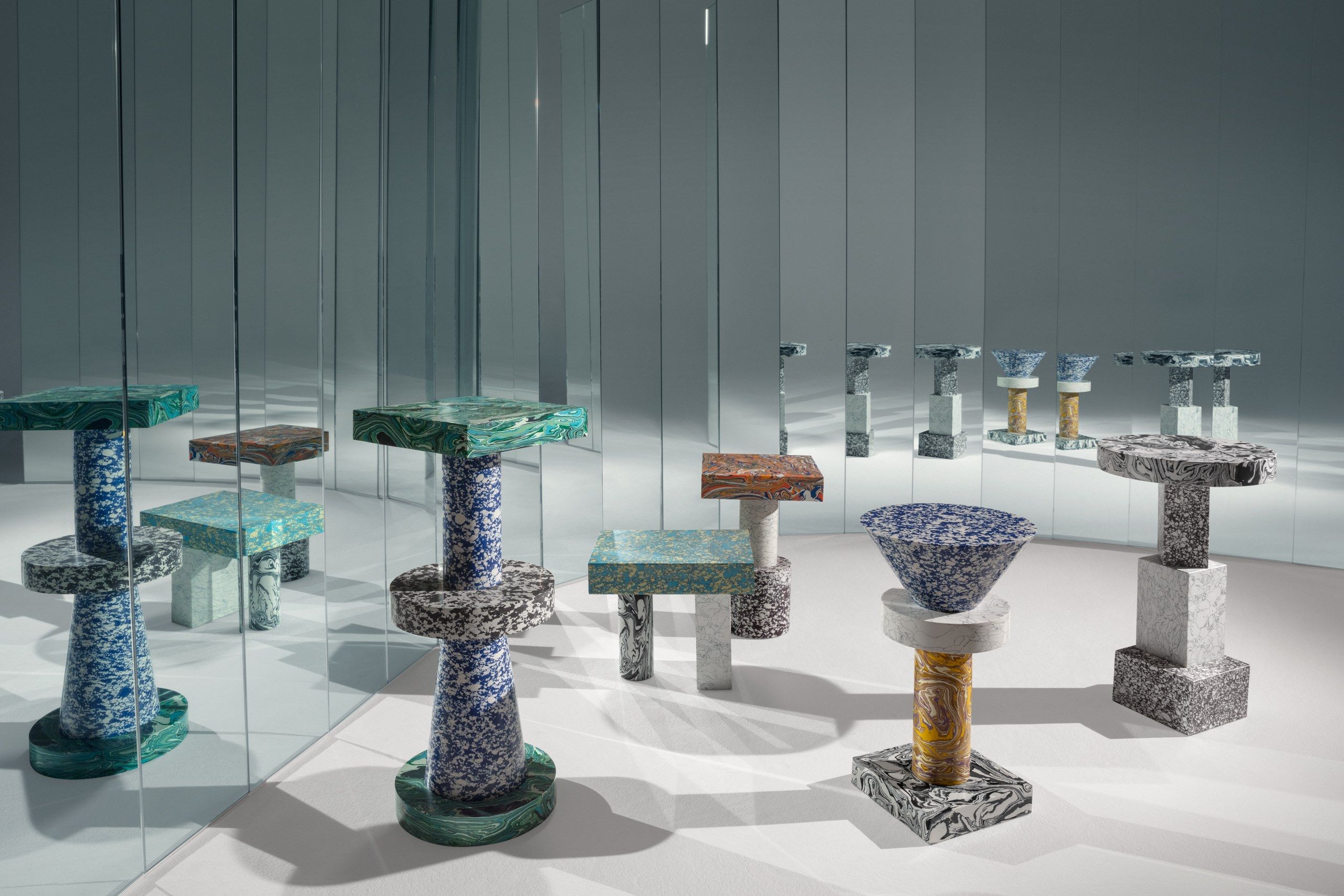 Низкий мраморный журнальный столик Tom Dixon SWIRL TABLE LOW ARCH-00108388 - Вид №8