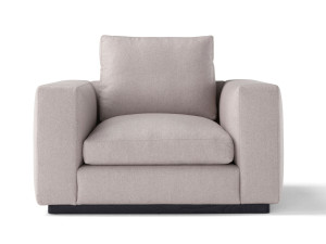 Кресло с подлокотниками