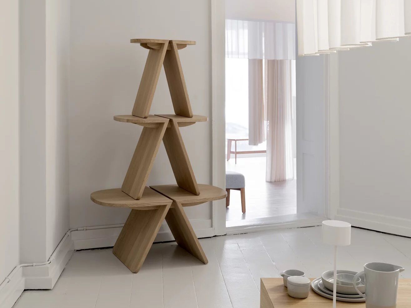 Журнальный столик из дуба blomus Avio ARCH-00028789 - Вид №5