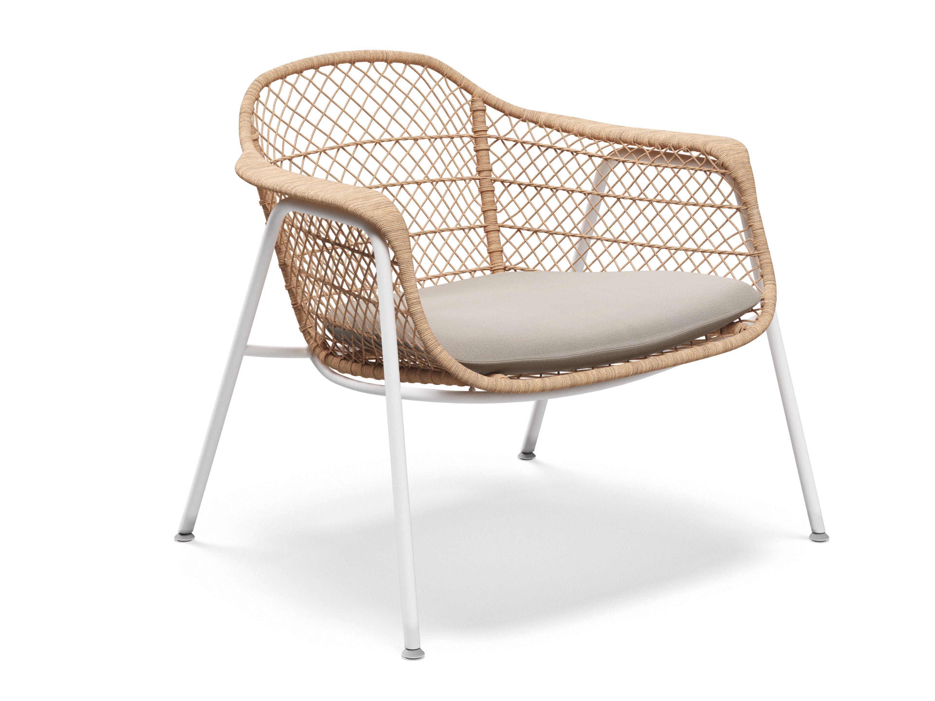 Плетеное садовое кресло с подлокотниками Gloster свежий ARCH-00090020