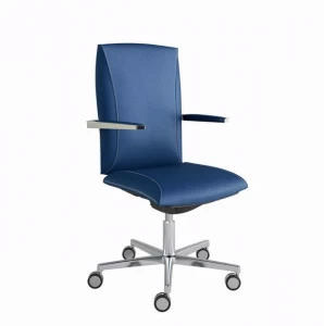 MASCAGNI Регулируемое по высоте кресло руководителя с 5 спицами и подлокотниками Tao