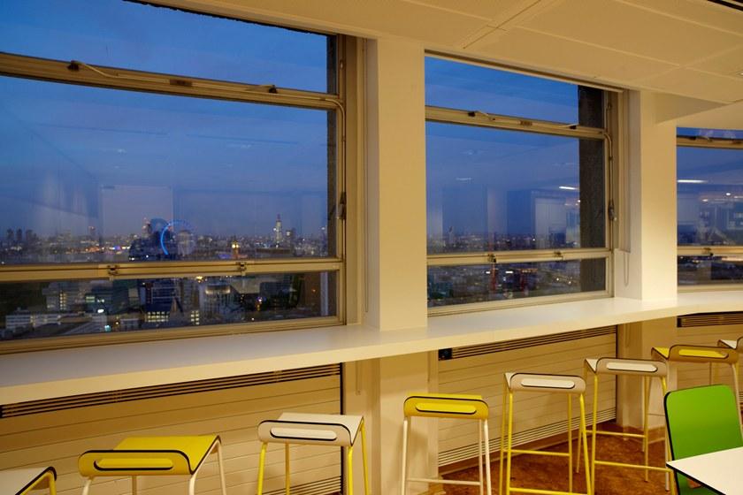 Deadgood Табурет из фанеры с подставкой для ног Form F21s/l - Вид №5