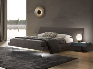 Двуспальная кровать