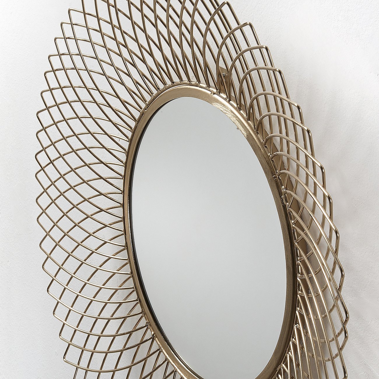 Зеркало круглое металлическая латунь диаметр 65 см Juice от La Forma LA FORMA JUICE 153213 Латунный;белый  - Вид №1