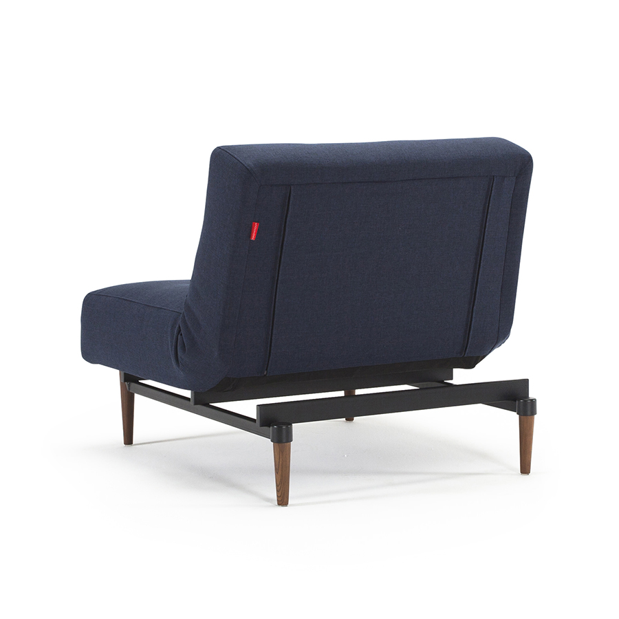 Кресло Ample с ножками Styletto из темного дерева и черной рамой, темно-синее Innovation Living AMPLECH1 - Вид №4