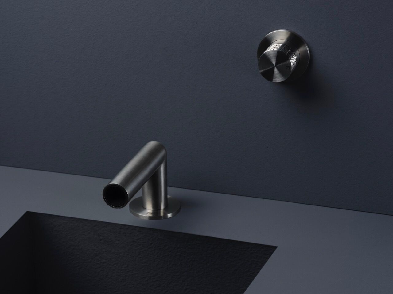 Дозирующий носик из нержавеющей стали для столешницы для умывальника BEAMTECH App ARCH-00066908 - Вид №2