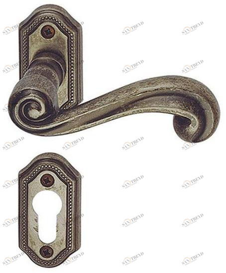 Pasini Ручка из латуни на розетке с замком Sirio 2961