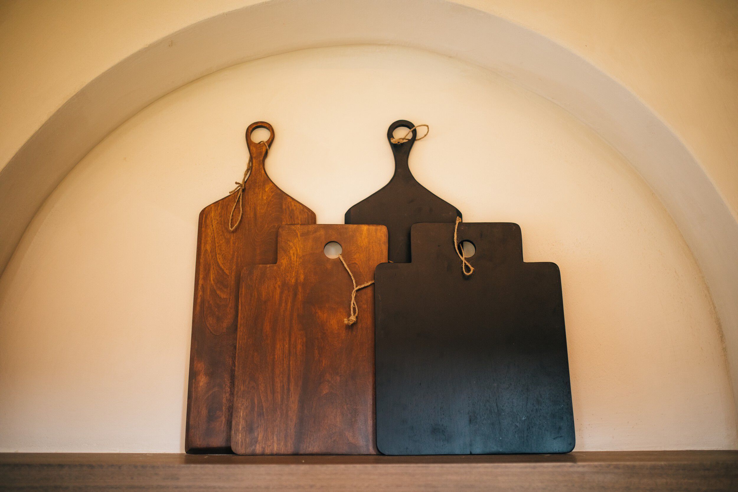 Прямоугольная манго разделочная доска с ручкой POMAX STANFORD ARCH-00036049 - Вид №4