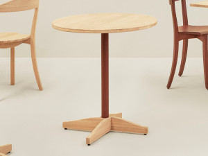 Круглый дубовый стол