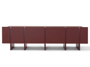 Шкаф с распашными дверями