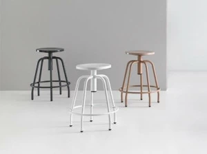 Mobboli Табурет регулируемый по высоте с подставкой для ног Nexos 2005