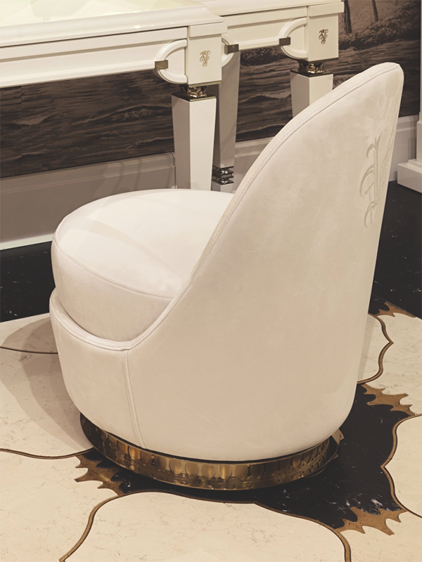 Кресло вращающееся  VISIONNAIRE GRIMILDE 