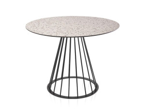 Круглый металлический стол