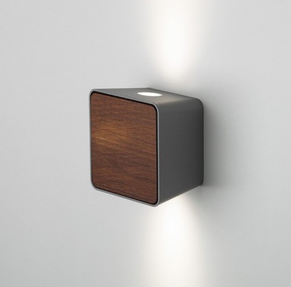095092 Уличный настенный светильник 2 графит + дерево ироко Marset Lab