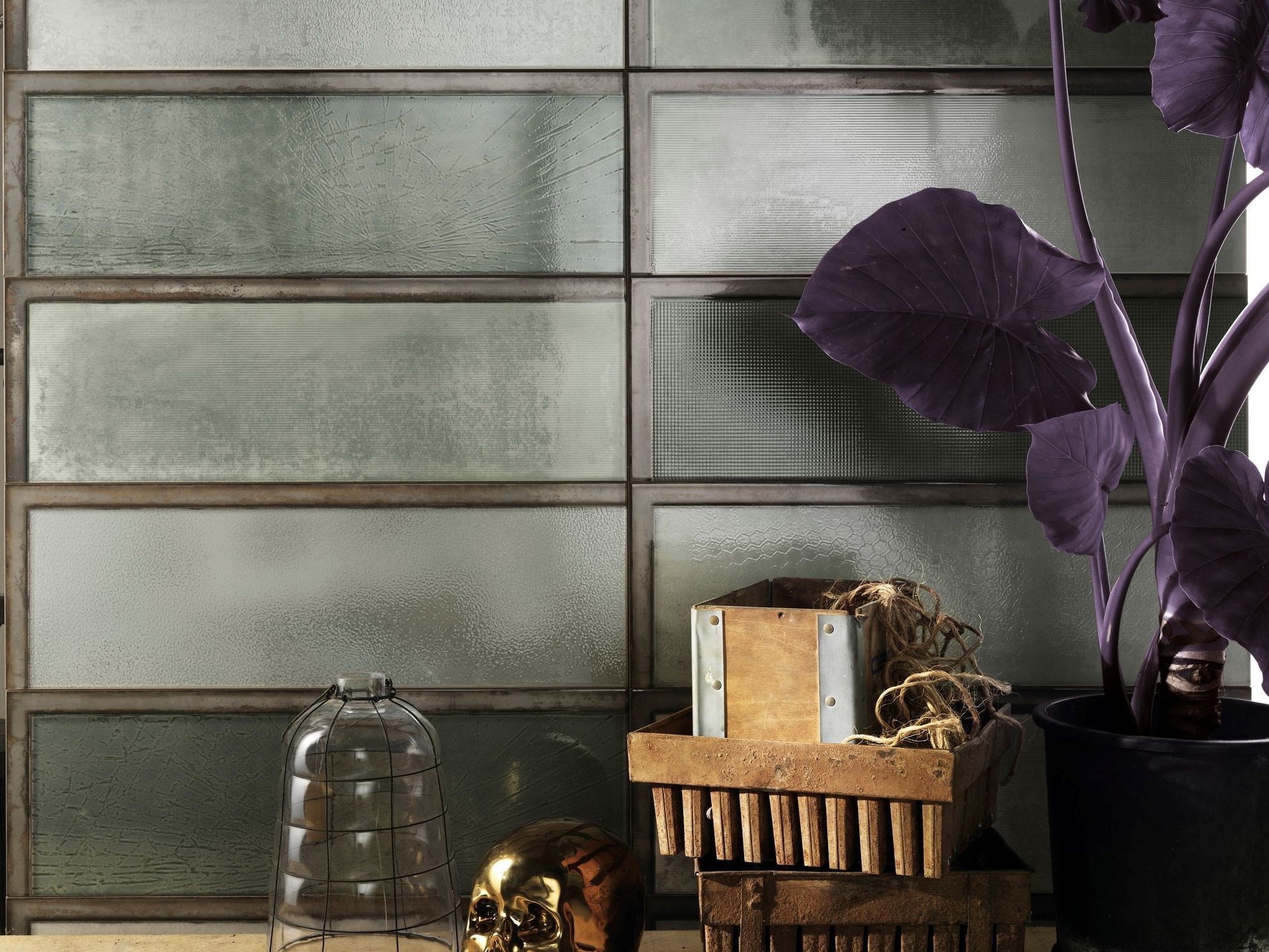 Внутренняя отделка керамогранита с металлическим эффектом IRIS Ceramica Diesel Living ARCH-00104263