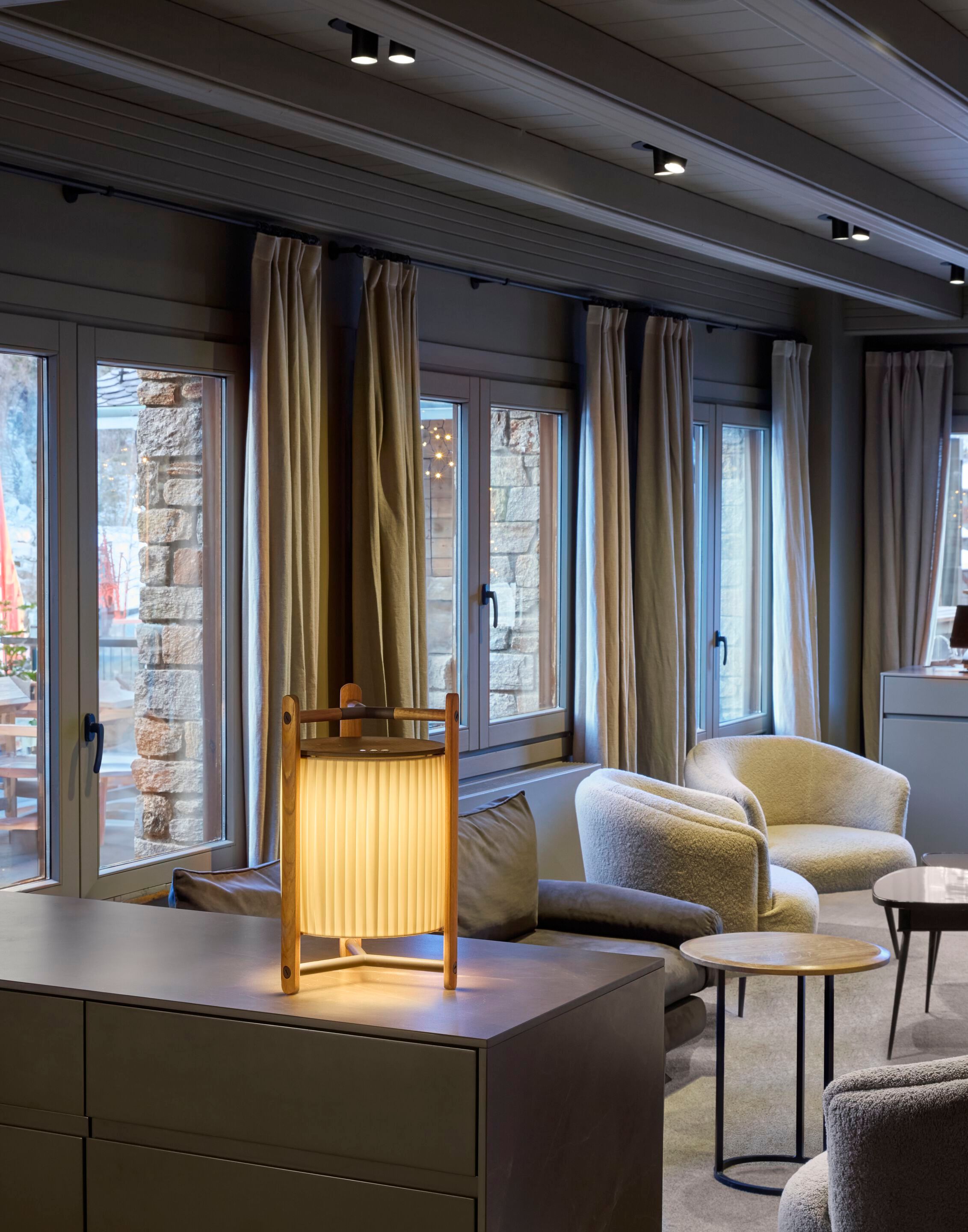 USB зарядка деревянная светодиодная настольная лампа Bover Kando ARCH-00059207 - Вид №2