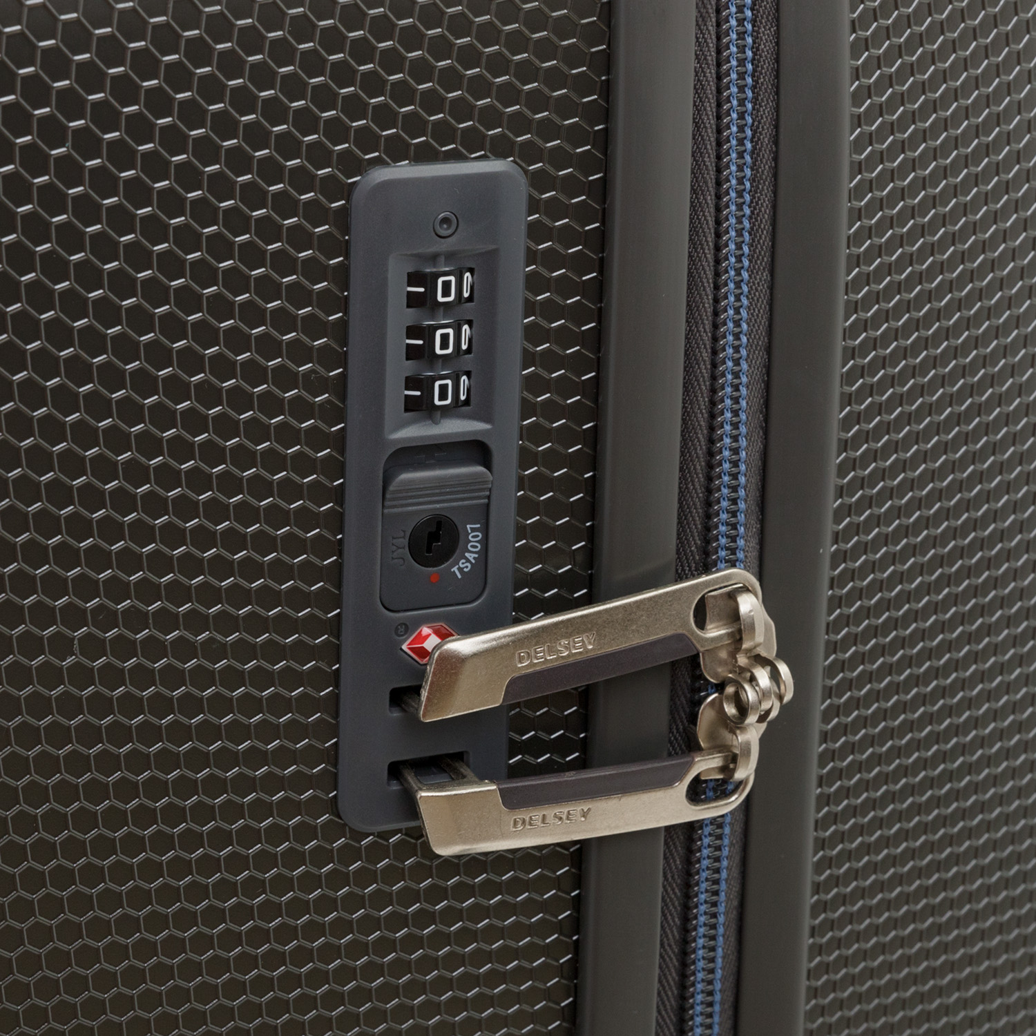 3871821 07 Чемодан 3871821 Spinner 76 Delsey Toliara  - Вид №4