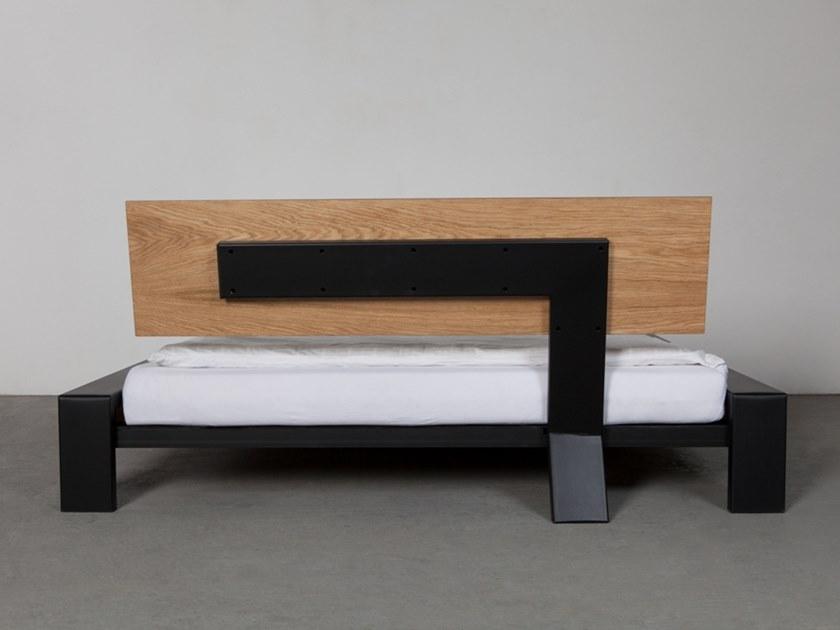 Wissmann raumobjekte Кровать из стали и дерева  326  - Вид №1