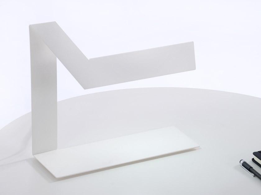 fambuena Светодиодная настольная лампа Plié 9107 / 9108 Plie - Вид №3