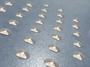 EMAC Italia Тактильный пол из алюминия Soluzioni podo-tattili