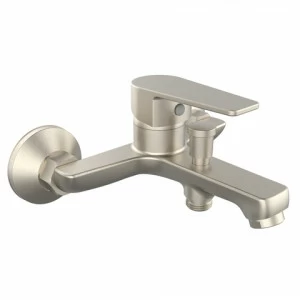 Orange Loop M26-100Ni однозахватный ванно/душевой смеситель с душевыми аксесуарами (шланг, лейка, держатель). Цвет: никель прозрачный