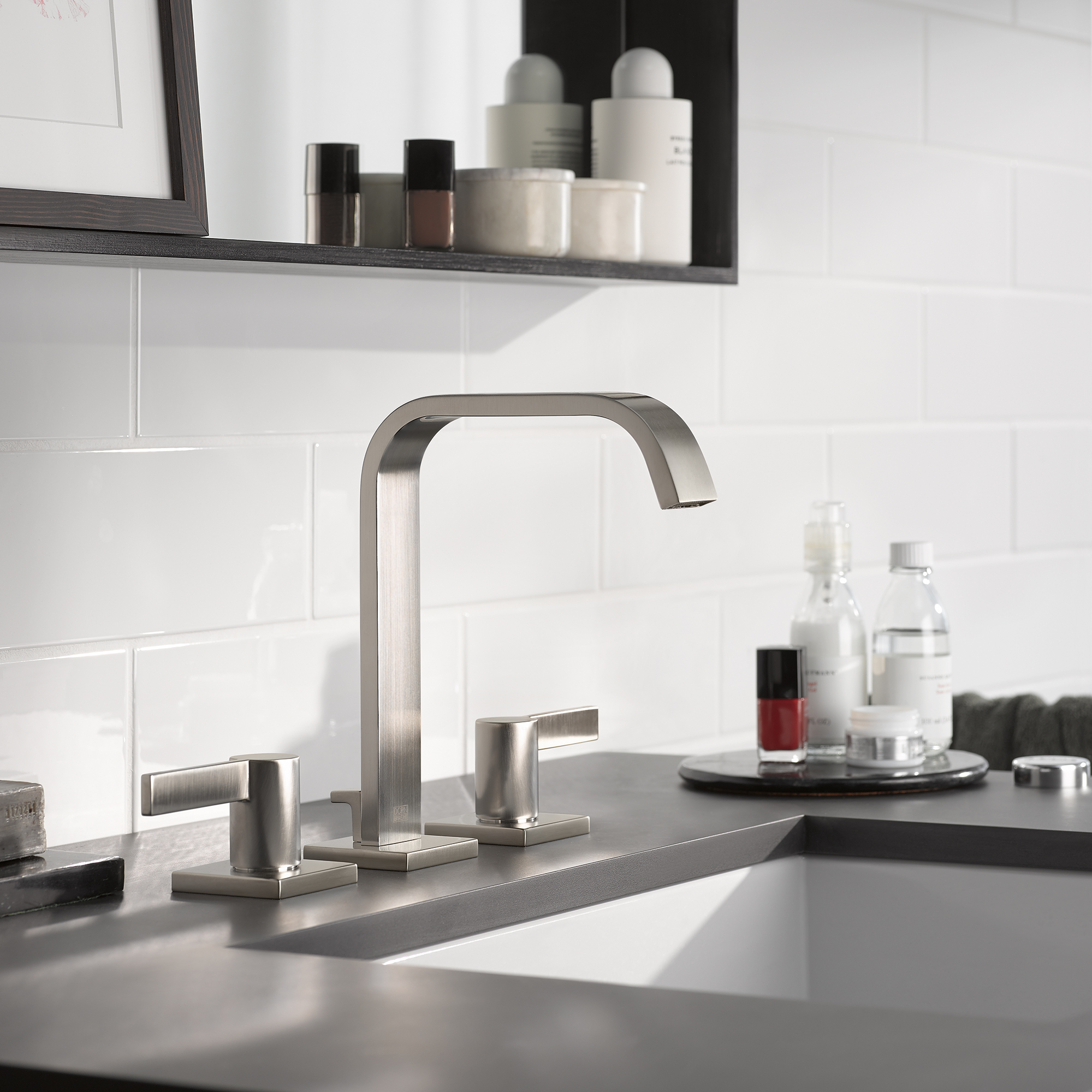 IMO Смеситель для раковины, на три отверстия, со сливным клапаном - Хром DornBracht 20713670-00 - Вид №1