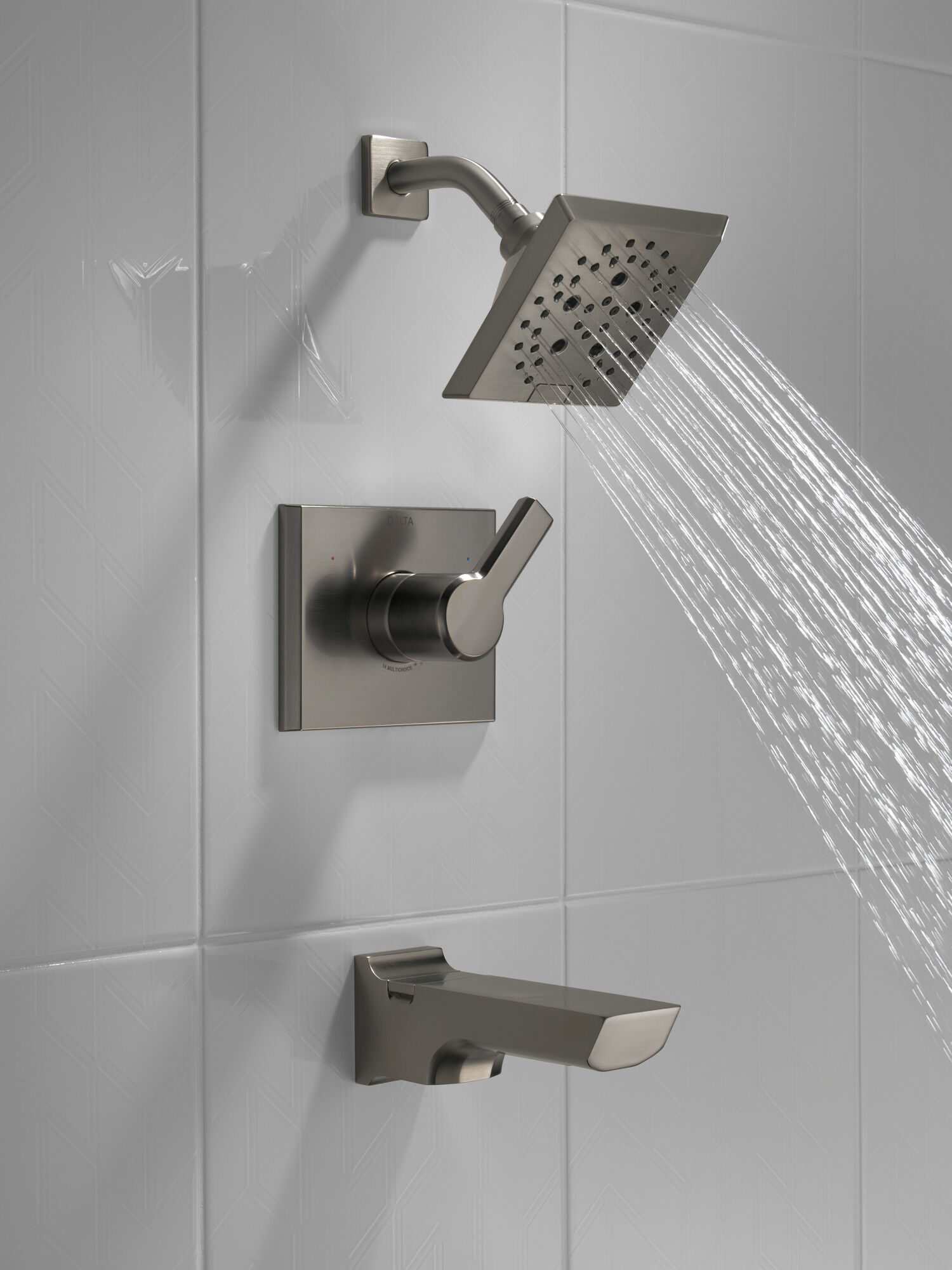 T14499-KS Monitor® 14 Series H2Okinetic® Ванна и душевая панель Delta Faucet Pivotal Черный нержавеющий  - Вид №5
