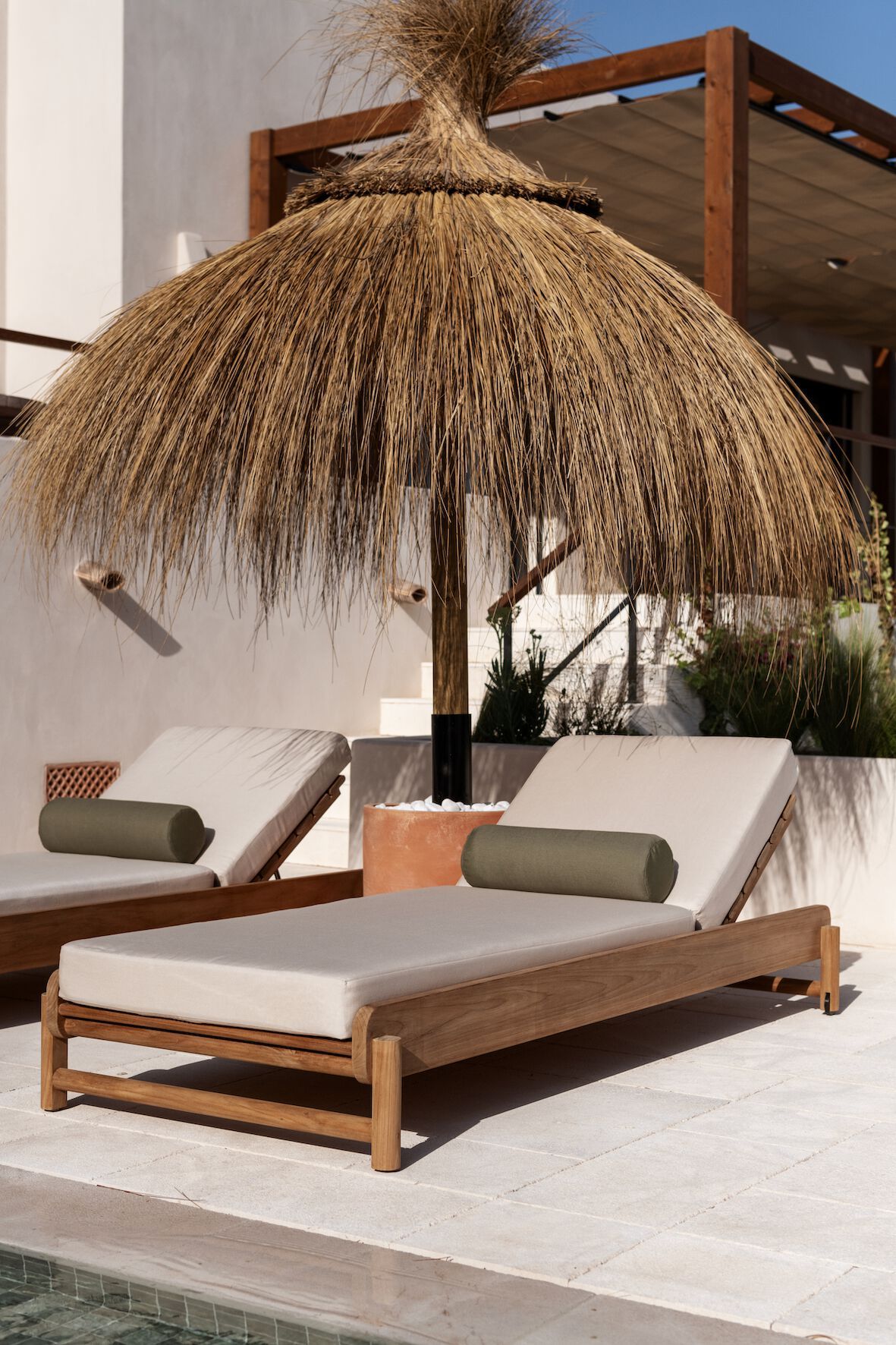 Садовая кровать из тикового дерева с подушками Sunbrella FJAKA Pomalo ARCH-00055129 - Вид №23