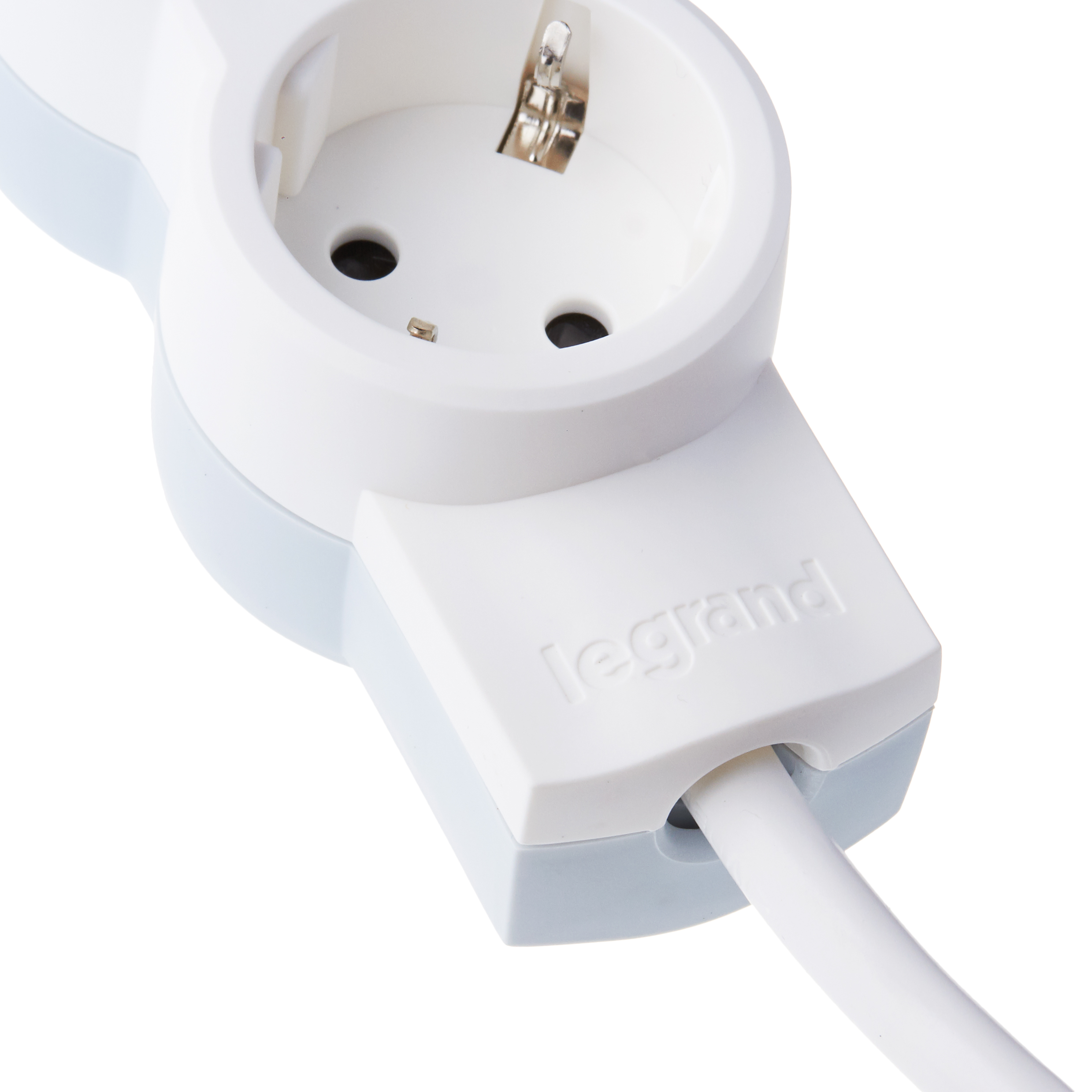 695003 Многорозеточный блок ''стандарт'' 3x2к+з, с кабелем длиной 5м Legrand  - Вид №1