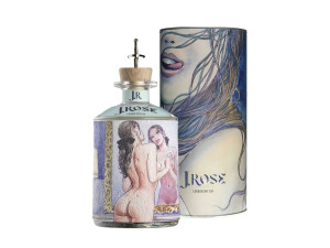 Бутылка джина с этикеткой ручной работы