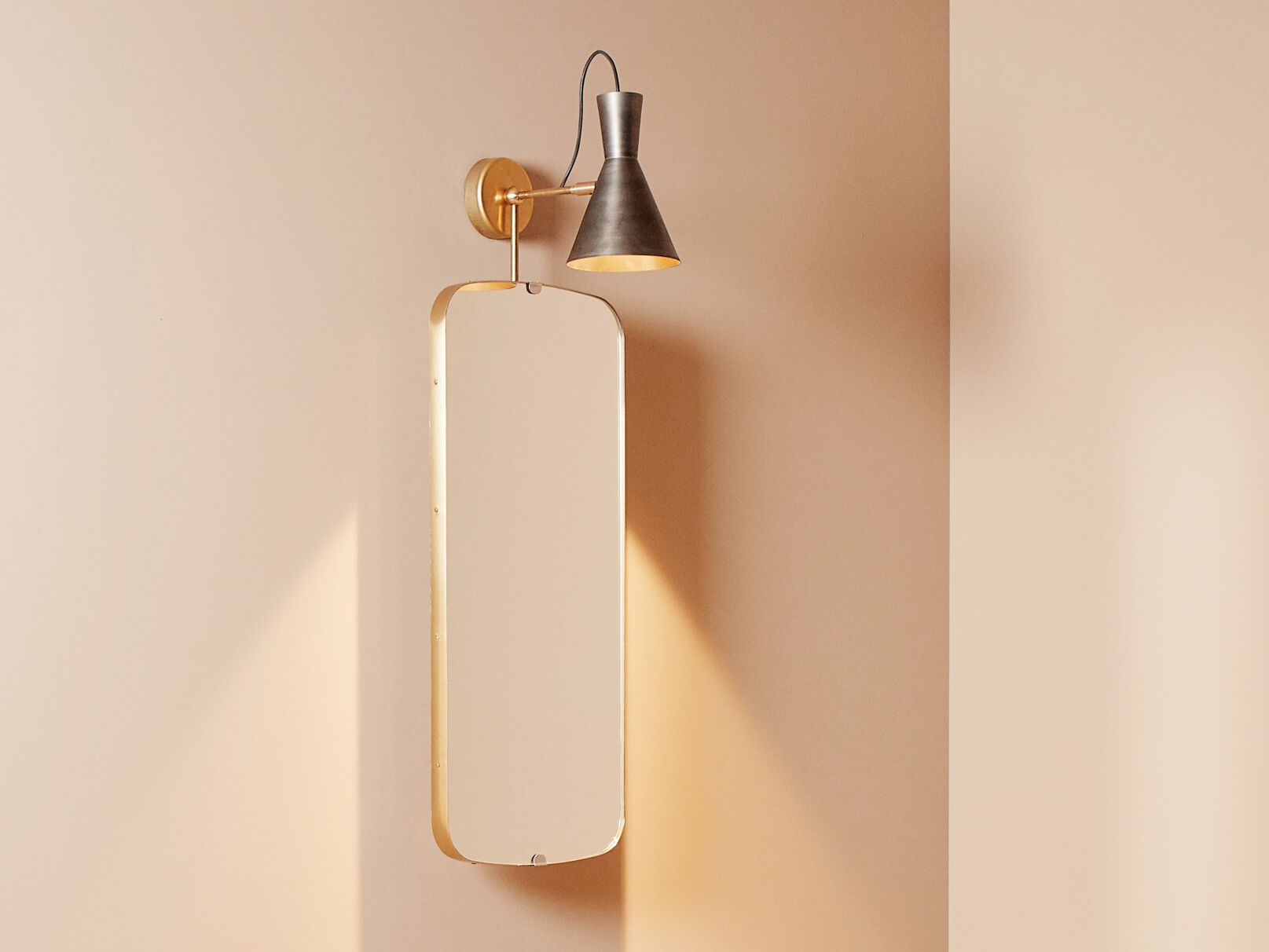 Зеркало со встроенным настенным освещением Renzo Serafini CERCATI ARCH-00072861