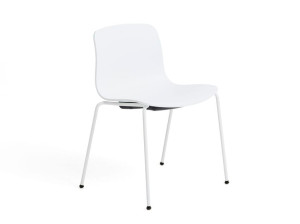 Рециркулированный пластиковый штабелируемый стул