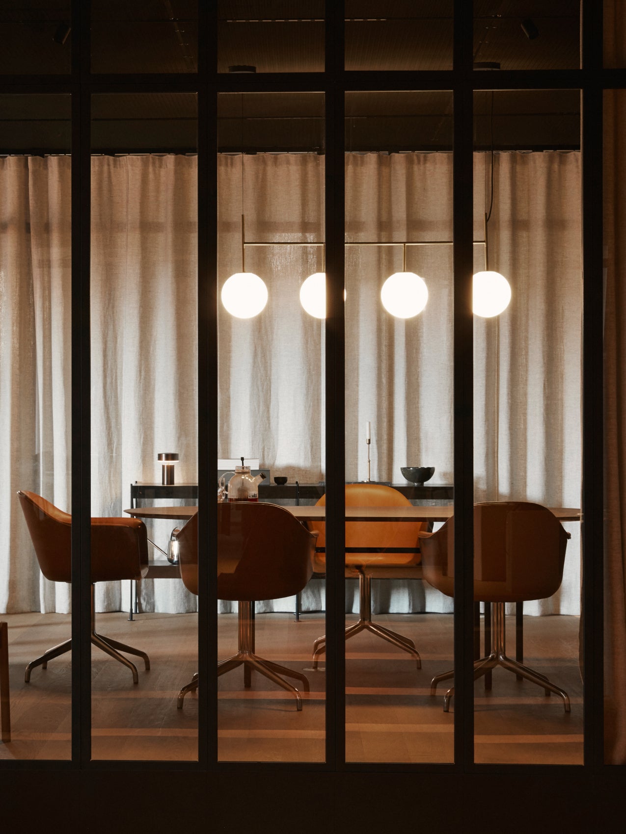 9371004-050301ZZ Harbour Arm Chair, с мягкой обивкой LuceLight  - Вид №15