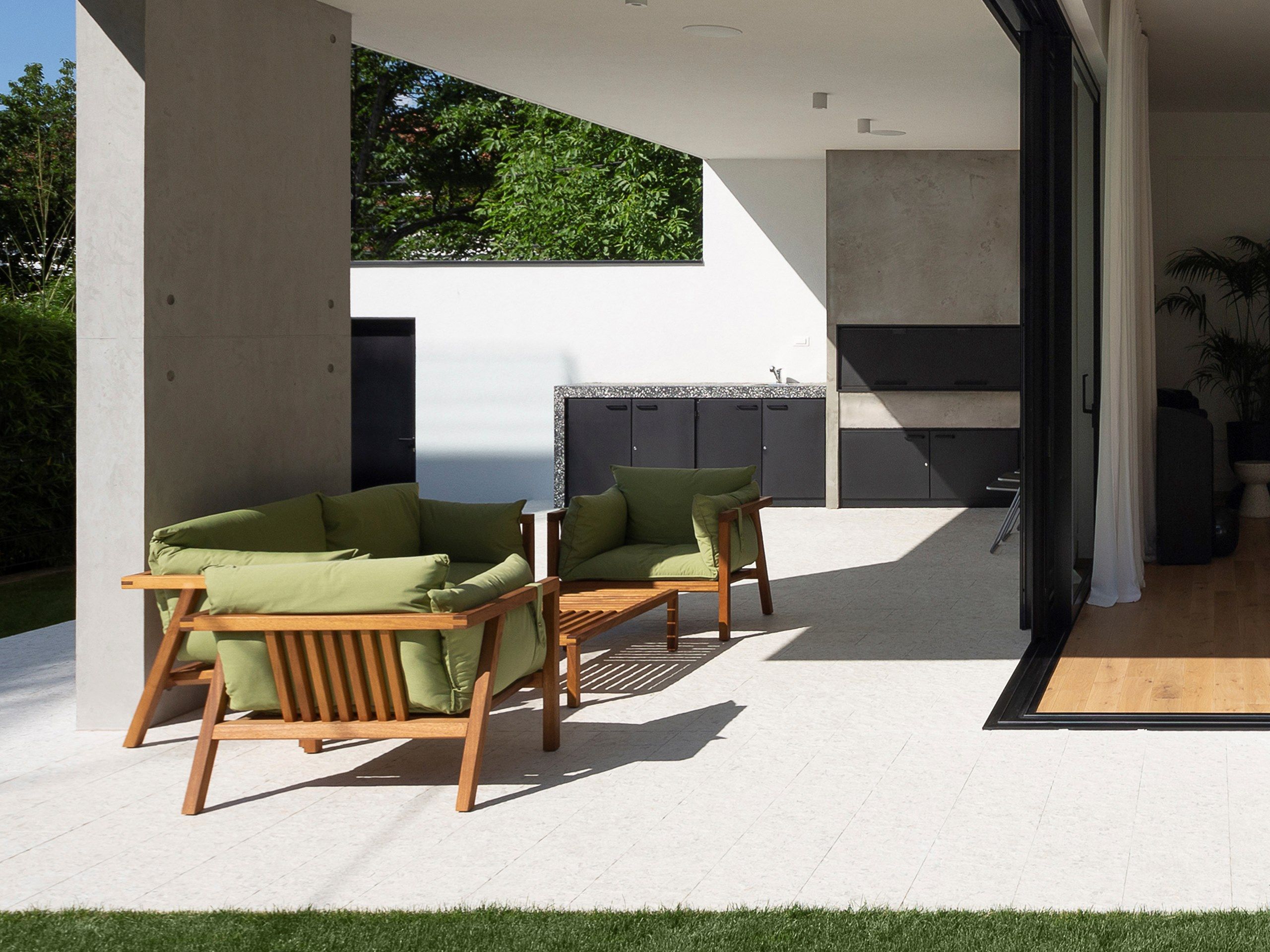 Мягкое тканевое садовое кресло с подлокотниками prostoria Umomoku ARCH-00038400 - Вид №4