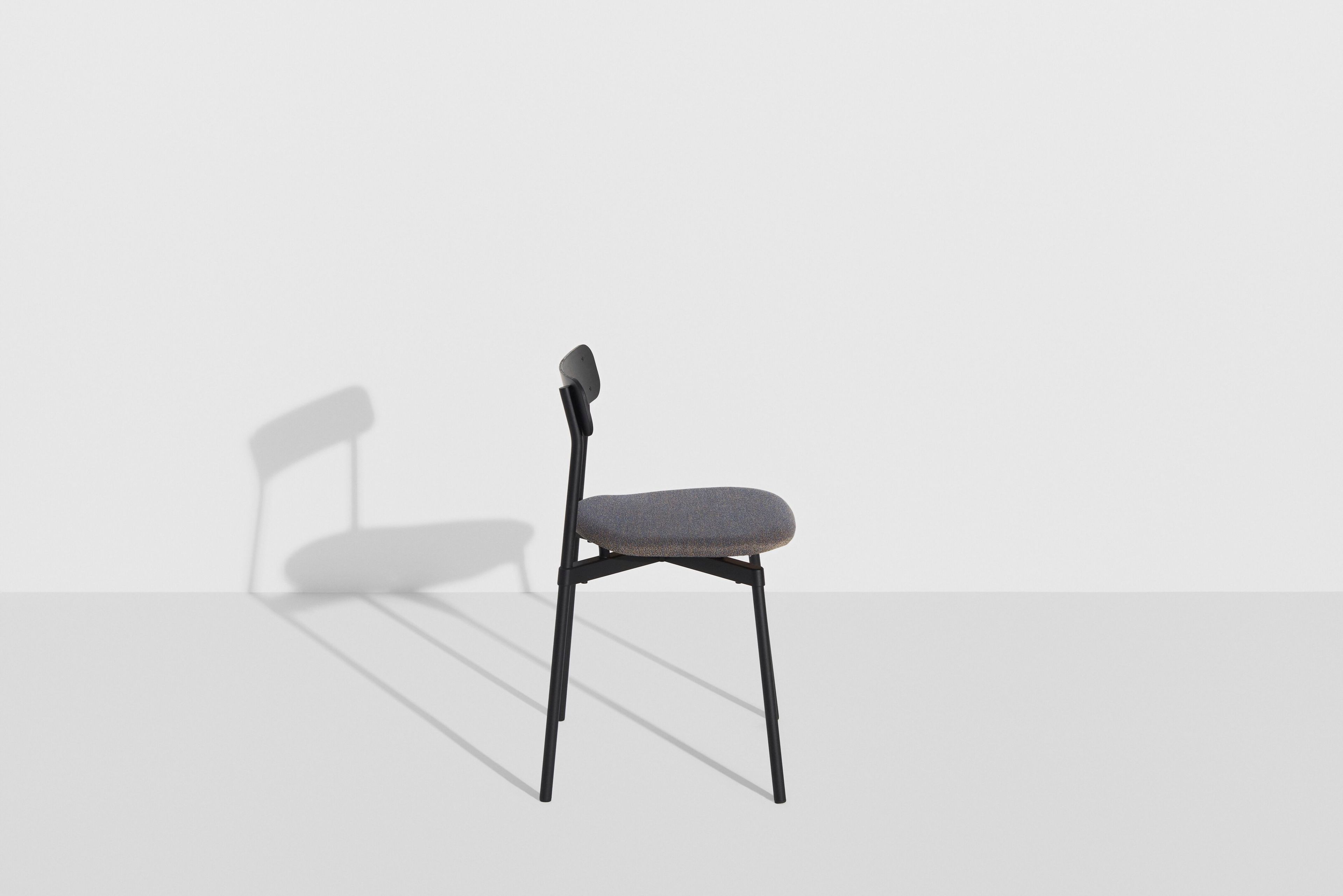 Штабелируемый стул с тканевым сиденьем Petite Friture Fromme ARCH-00147964 - Вид №1