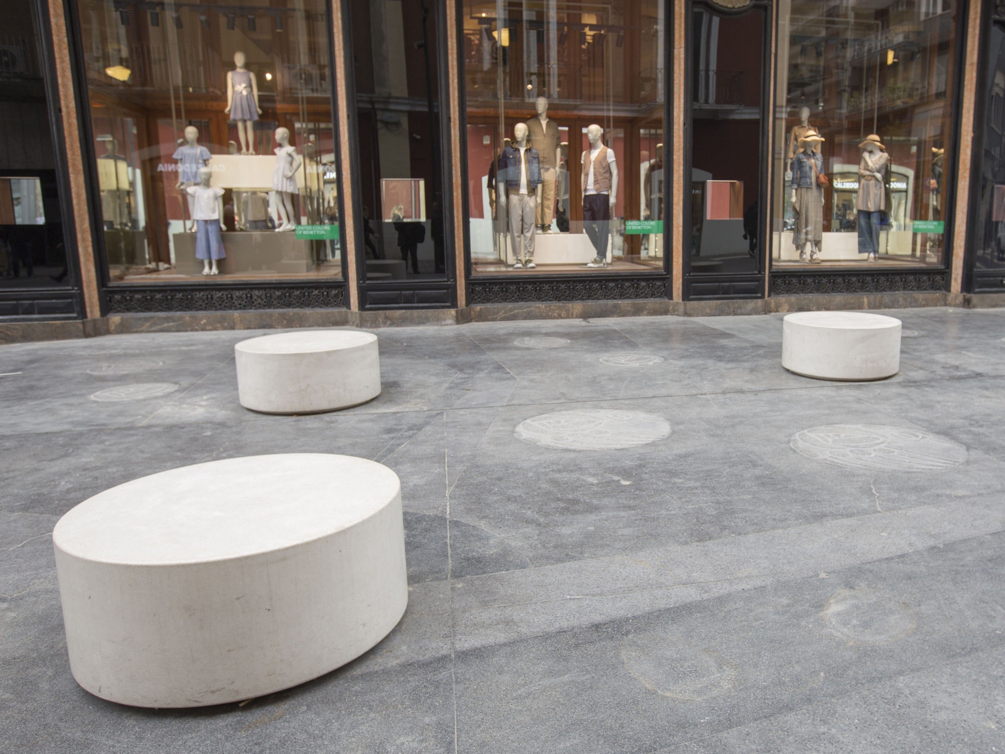 Бетонное наружное сиденье Viscio Urban Design Circle ARCH-00136005