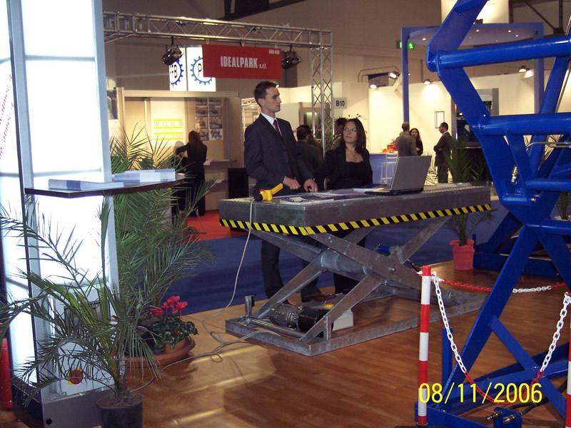 RDT Elevazione Платформа ножничного подъемника sun-id-1487536 - Вид №32