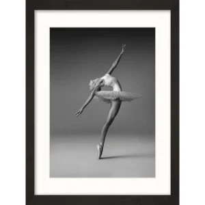 Картина в раме Балерина 33x40 см цвет разноцветный