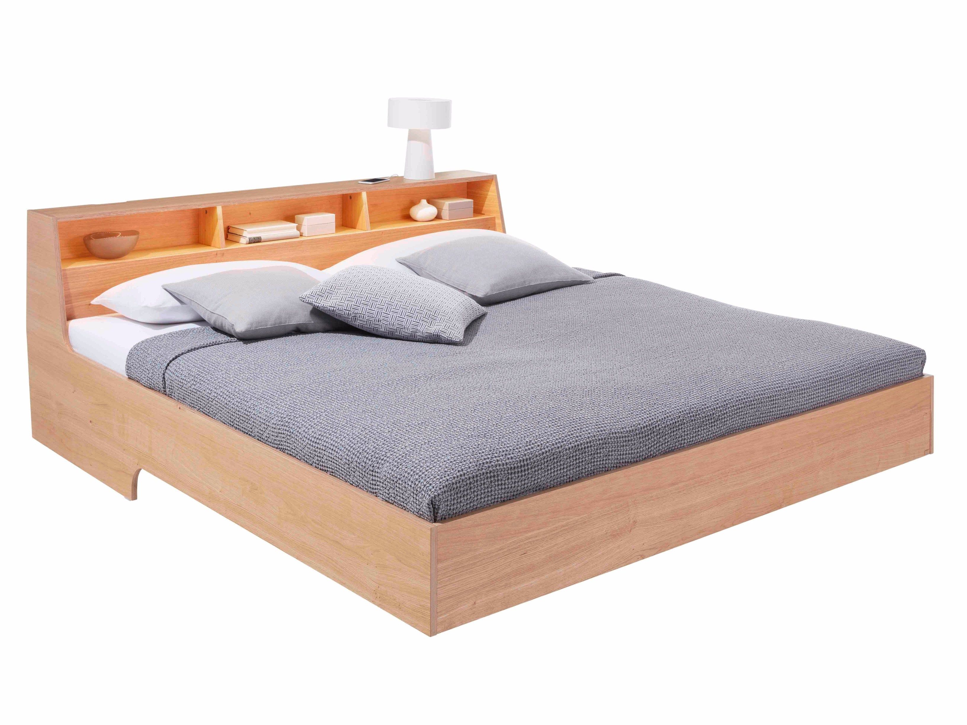 Деревянная двуспальная кровать с изголовьем контейнера Müller Small Living склон ARCH-00091932 - Вид №1