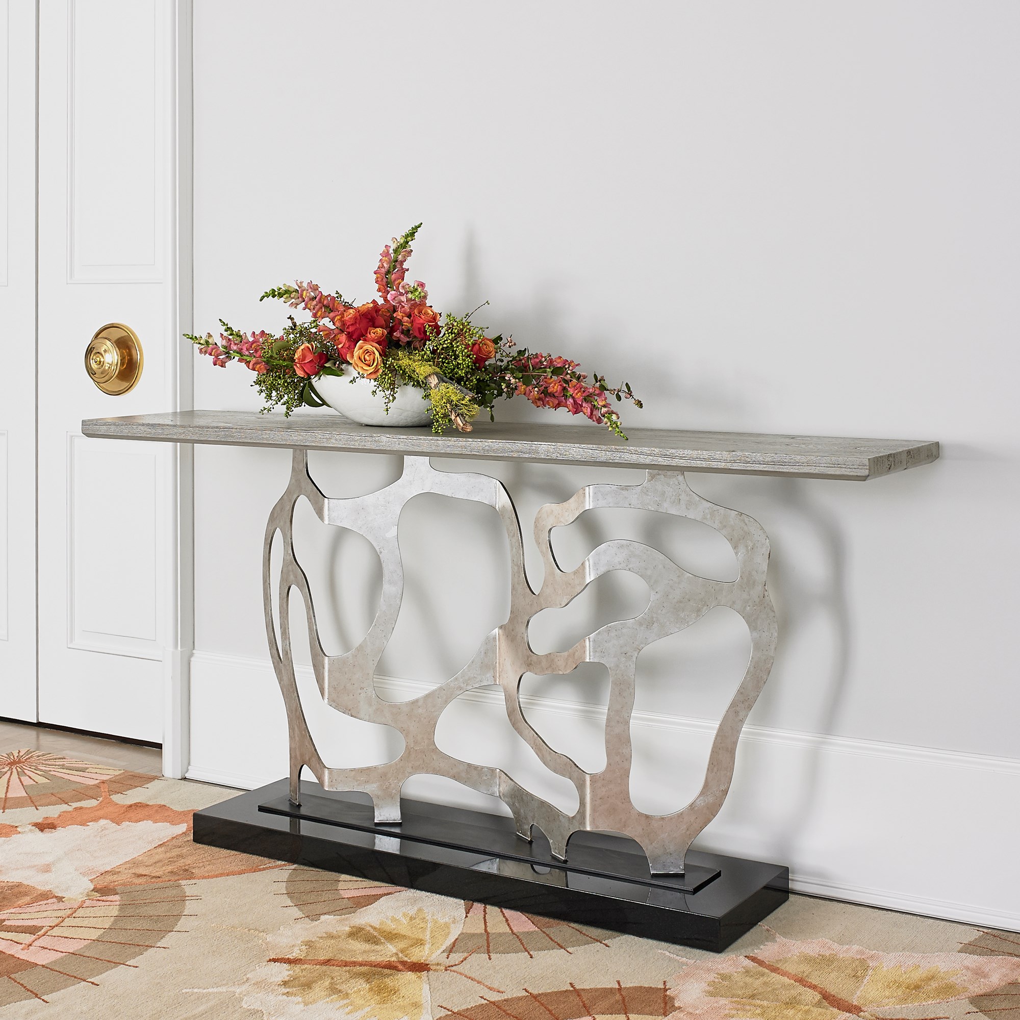 Консольные столы 07200-850-002 Sculpted Console - Silver Ambella  - Вид №2