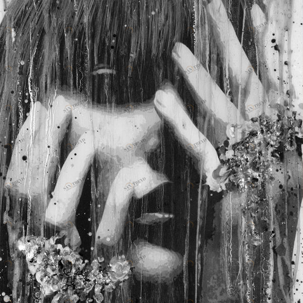 Арт-панель на холсте Alex Turco Woman Tribute Flower Power In Silver FLOWERPOWERINSILVER