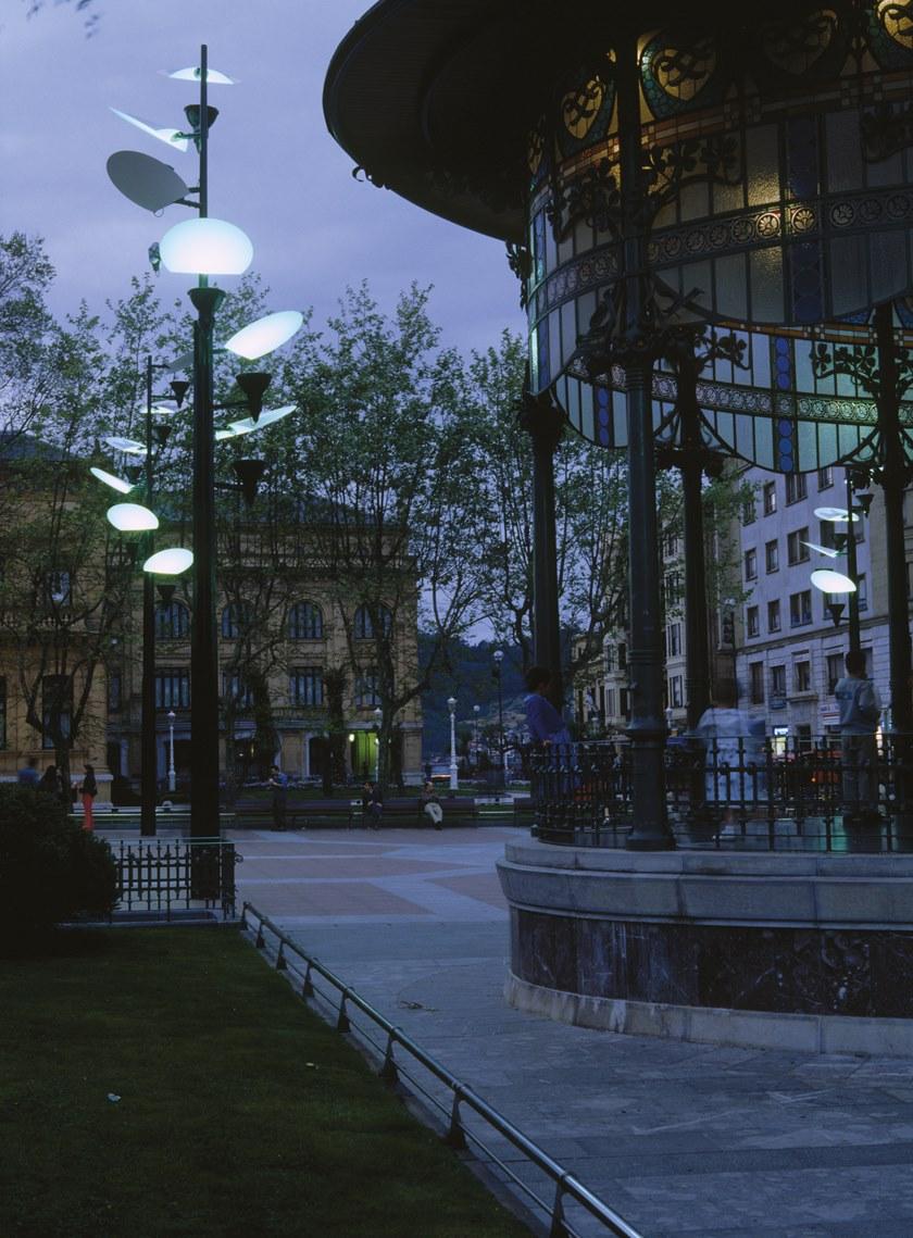 URBIDERMIS Головка столба из оцинкованной стали sun-id-1486404 - Вид №1