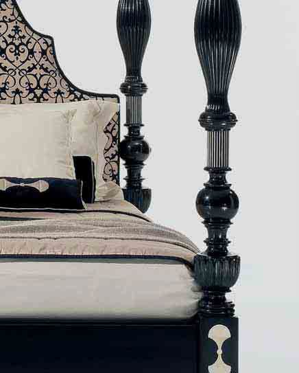 Кровать с лакированными колоннами OAK Галерея ARCH-00059790 - Вид №2