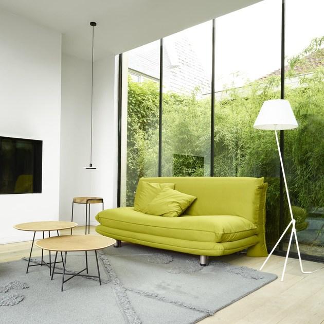 Ligne Roset Круглый журнальный столик из фанерованной древесины  19960350  - Вид №3