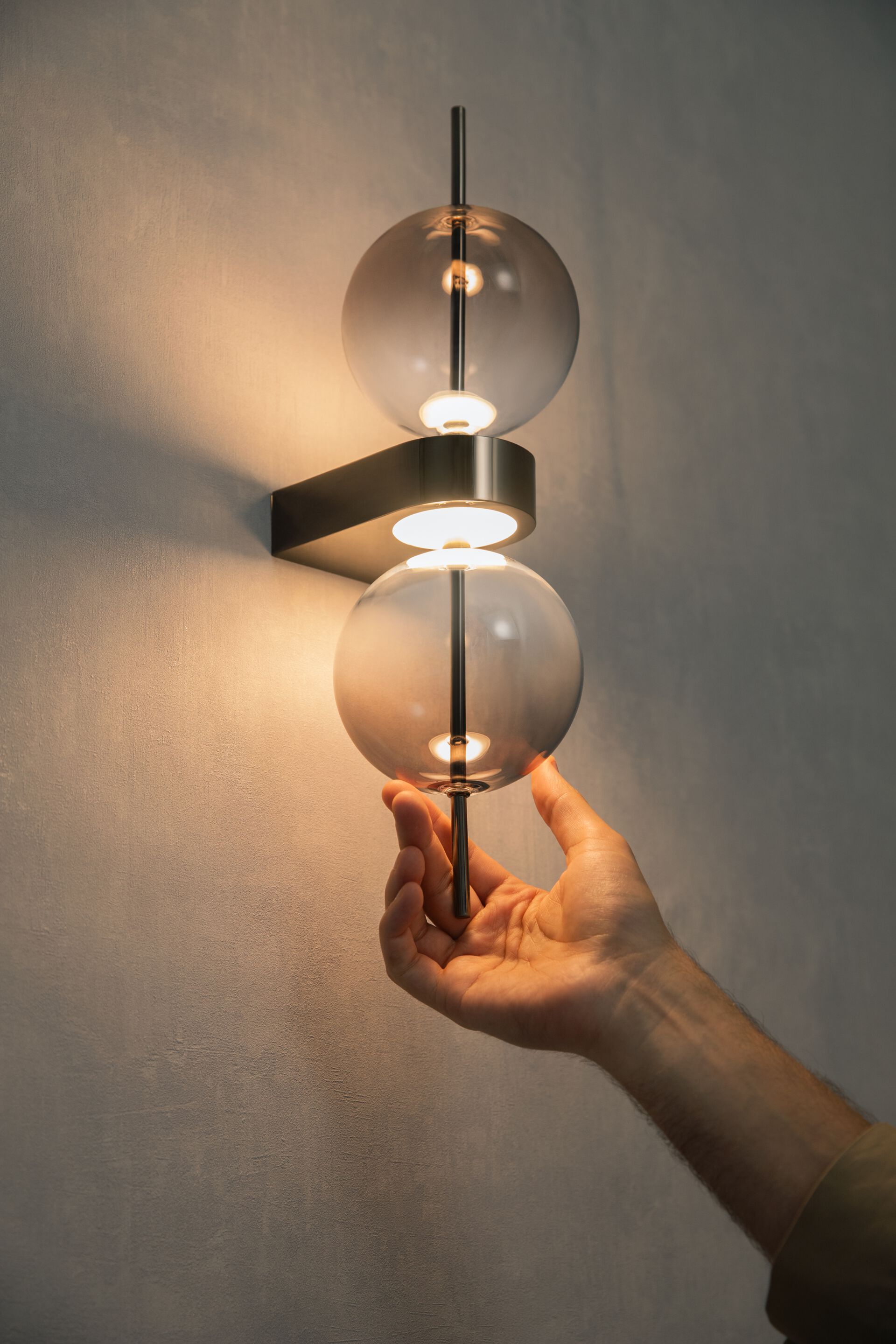 Стеклянный светодиодный настенный светильник Maytoni DOUBLE MOON ARCH-00046054 - Вид №3