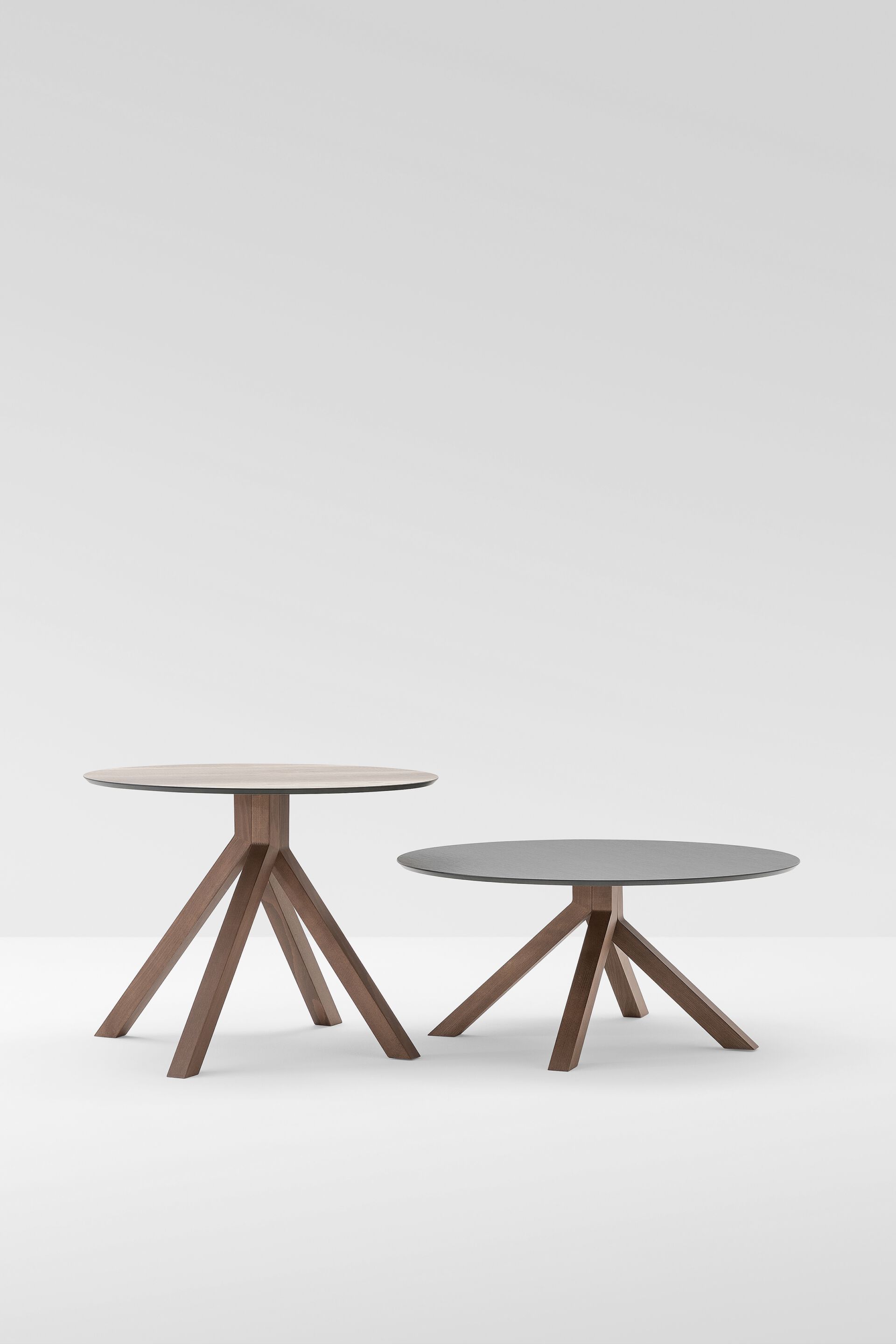 Круглый журнальный столик с каркасом из ореха или бука Billiani Grapevine ARCH-00117528 - Вид №2