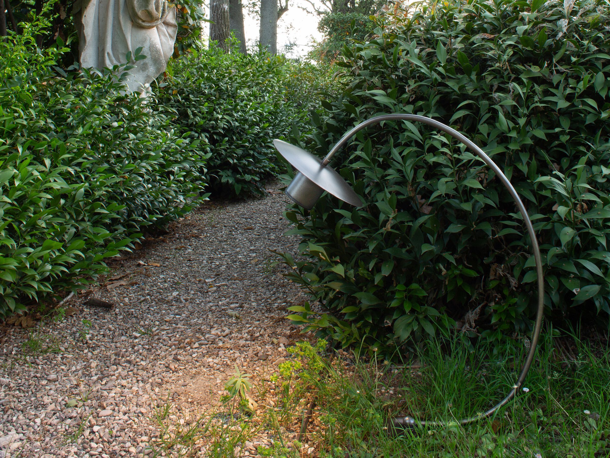 Стальной светодиодный наружный прожектор Renzo Serafini HAPPY FEET ARCH-00068743